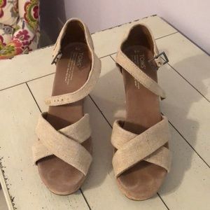 Toms wedges